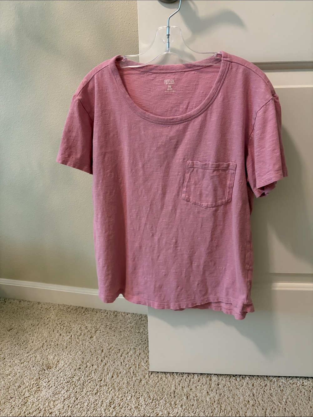 a.n.a Dusty Rose Scoop Neck Pocket Tee